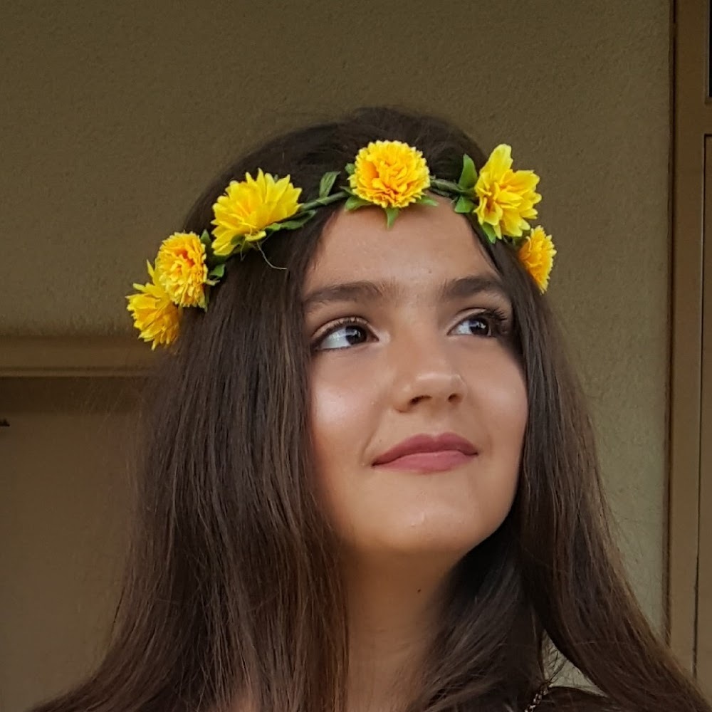 Meet your Posher, Mayra